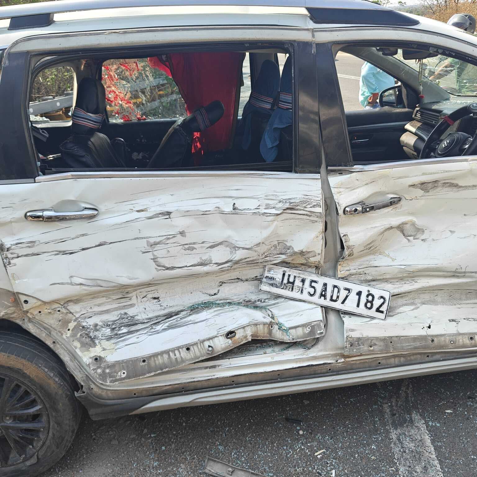 Deoghar News : तेज रफ्तार एक्सयूवी ने श्रद्धालुओं की कार में मारी टक्कर, समस्तीपुर की महिला की मौत व पांच घायल