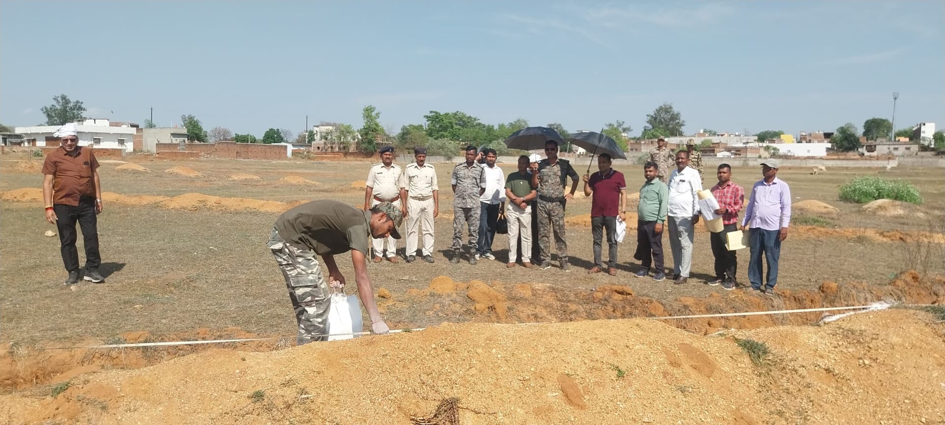Giridih News :मॉडल डिग्री कॉलेज की जमीन का कराया गया सीमांकन