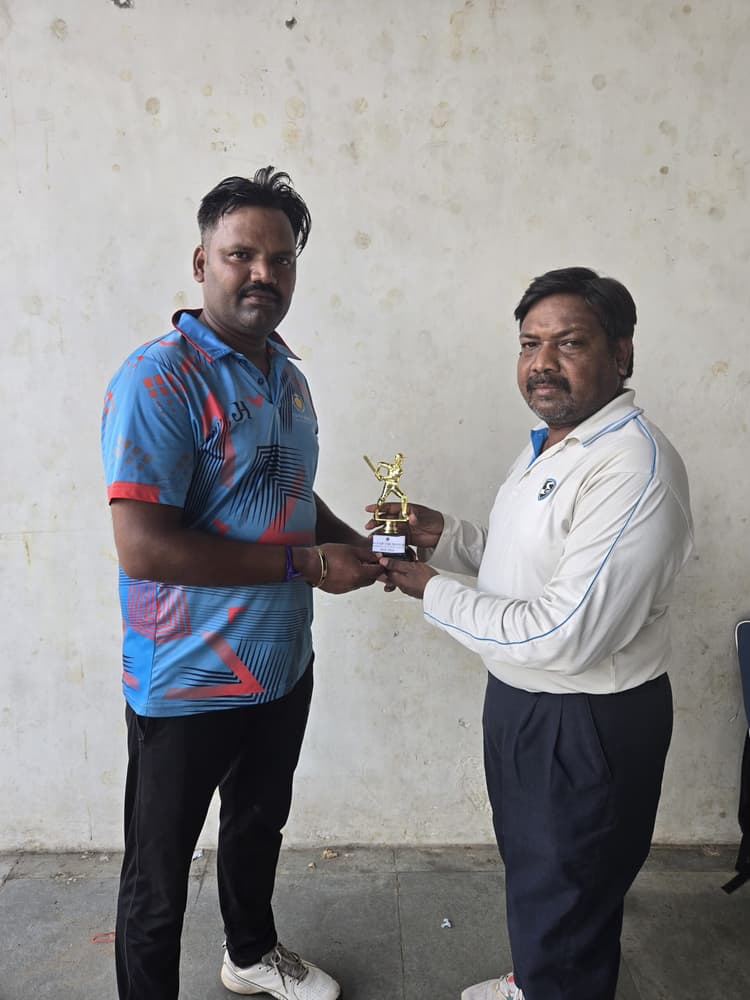 Jsca b division league friends eleven win : अभिषेक अग्रवाल का ऑलराउंड प्रदर्शन फ्रेंड्स एकादश जीता