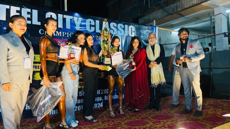 Steel city classic power lifting and bodybuilding : नैनप्रीत कौर बनीं चैंपियन ऑफ चैंपियंस