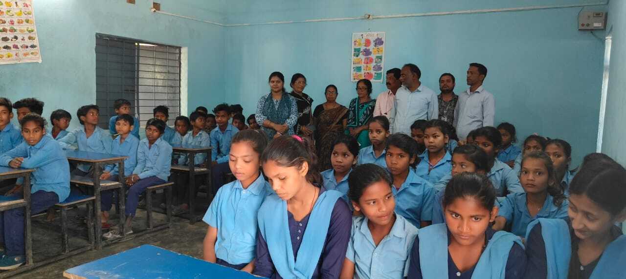 आयुष बने बाल संसद के प्रधानमंत्री व मौसम बनी उप प्रधानमंत्री