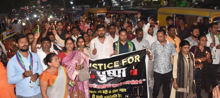 Bokaro News : निकला कैंडल मार्च, हत्यारे को फांसी देने की मांग