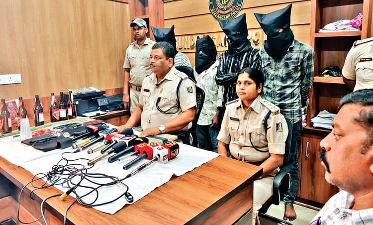 Sundargarh News: बीजू एक्सप्रेस वे पर लूट की योजना बनाते समय चार गिरफ्तार, पिस्तौल व कारतूस जब्त