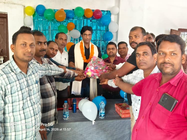 स्थानांतरण पर प्रखंड समन्वयक को दी गयी विदाई