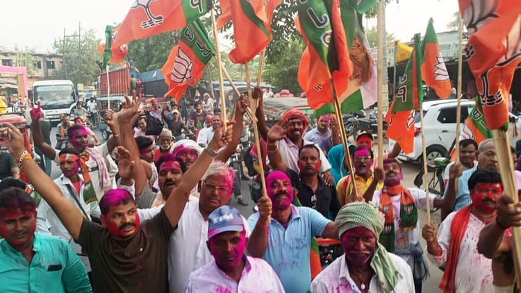 सम्राट चौधरी के मुख्यमंत्री बनने पर तारापुर में जश्न, निकला विजय जुलूस