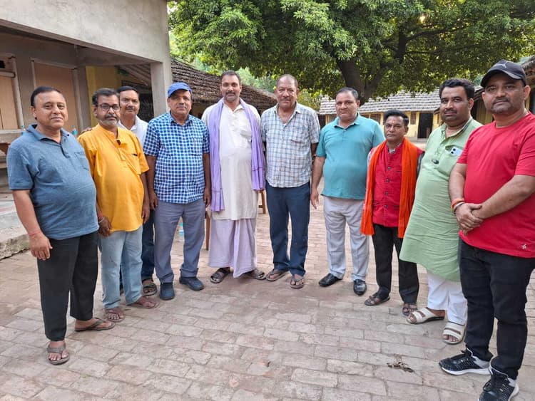 मनिहारी में जयंती कार्यक्रम की तैयारी को बैठक