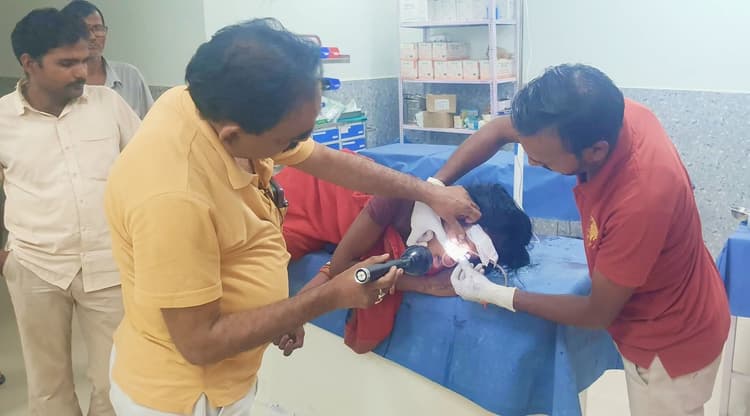 घरेलू कलह में महिला ने खाया कीटनाशक, सीएचसी में भर्ती