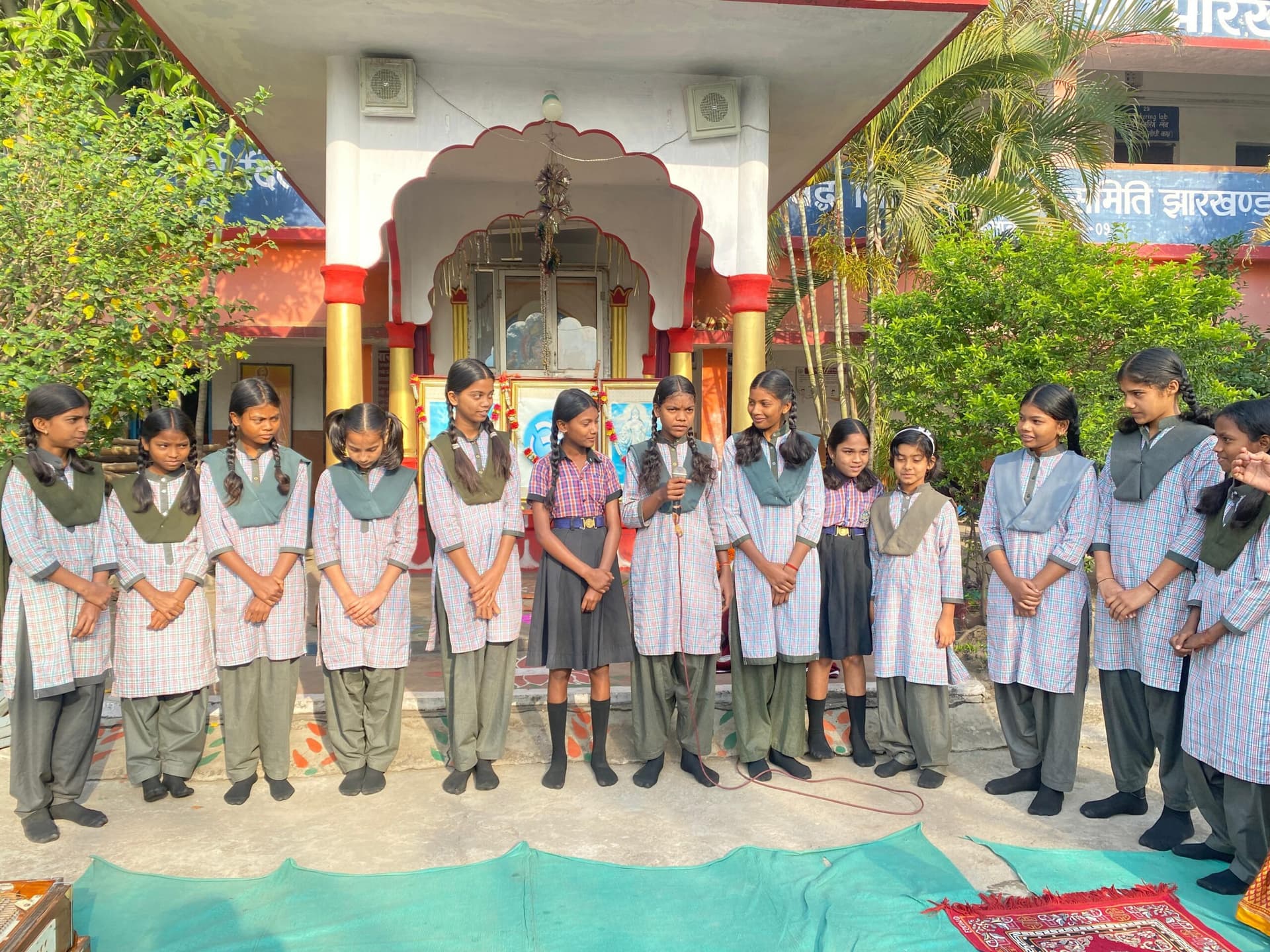 विद्या मंदिर में मनायी गयी कुंवर सिंह की जयंती