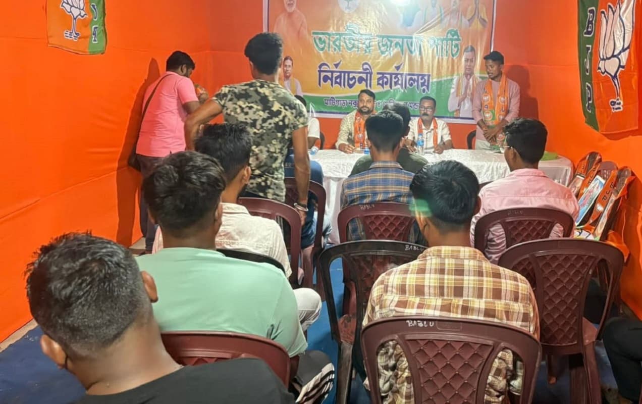 उत्तर बंगाल की खाक छान रहे बिहार भाजपा के 3 हजार कार्यकर्ता, हर एक के पास 300 वोटरों की जिम्मेदारी