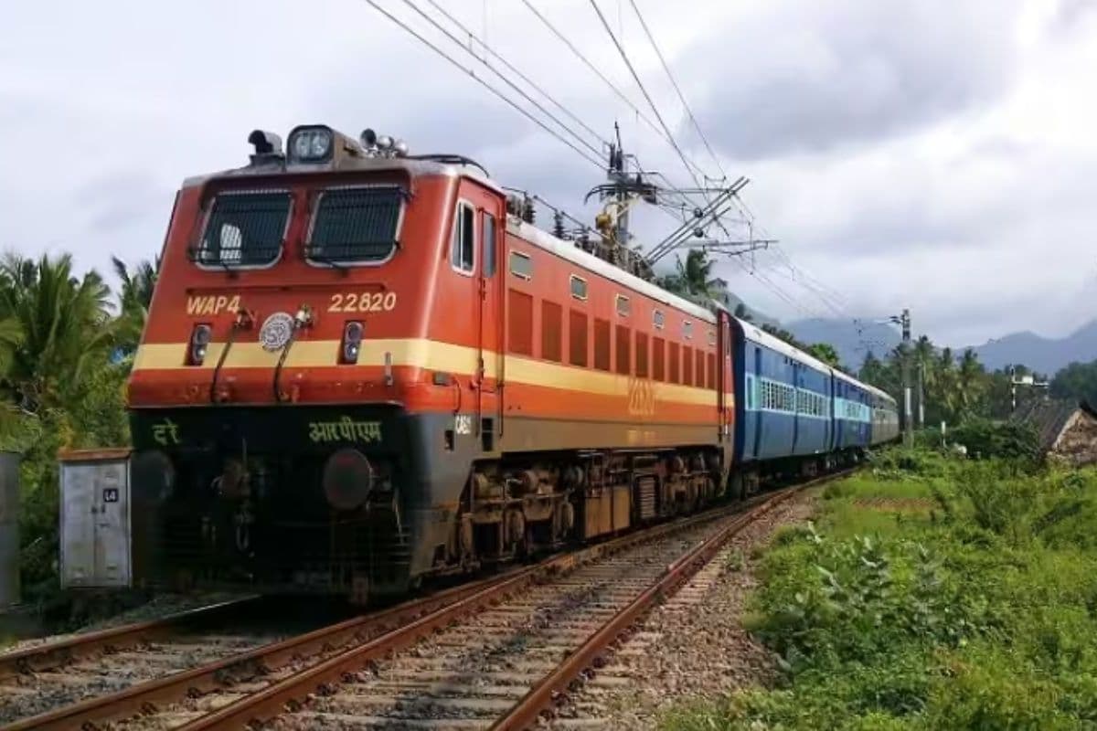 अब हाजीपुर से कोलकाता जाना होगा आसान, 8 अप्रैल से चलेगी स्पेशल ट्रेन, देखें पूरा टाइम टेबल