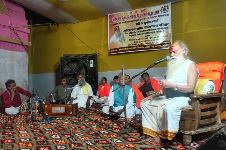 गंगा दशहरा और पुरुषोत्तम एकादशी स्नान से मिलती है आत्मशुद्धि : फलाहारी बाबा