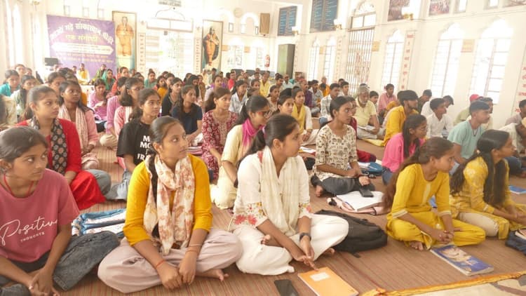 सहरसा के गायत्री शक्तिपीठ में आयोजित हुआ विशेष व्यक्तित्व परिष्कार सत्र