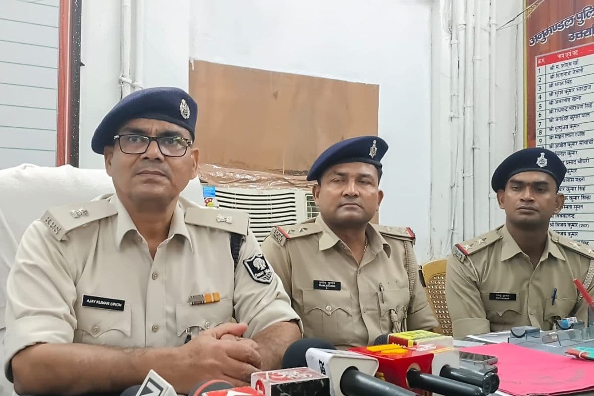 पचरुखी हत्याकांड: STF और पुलिस की संयुक्त कार्रवाई में 2 अभियुक्त गिरफ्तार, हत्या में प्रयुक्त पिस्तौल के साथ हथियार सप्लायर भी धराया