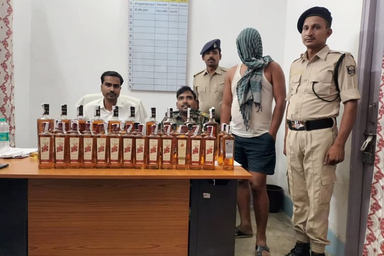 मद्यनिषेध विभाग की बड़ी कार्रवाई, 66.915 लीटर अवैध शराब के साथ एक गिरफ्तार