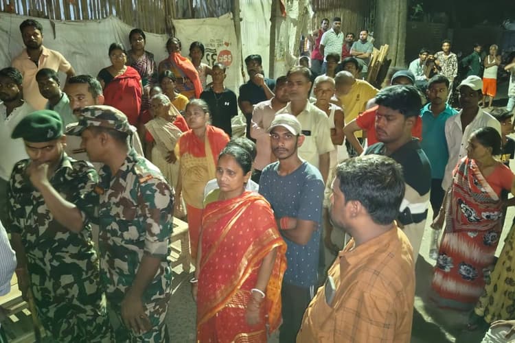 Patna News: पटना सिटी में महिला की संदिग्ध परिस्थिति में मौत, पिटाई कर हत्या का आरोप