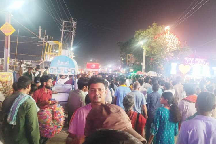मलमास मेले में किसी भी परेशानी पर तुरंत मिलेगी मदद, प्रशासन ने जारी किए हेल्पलाइन नंबर