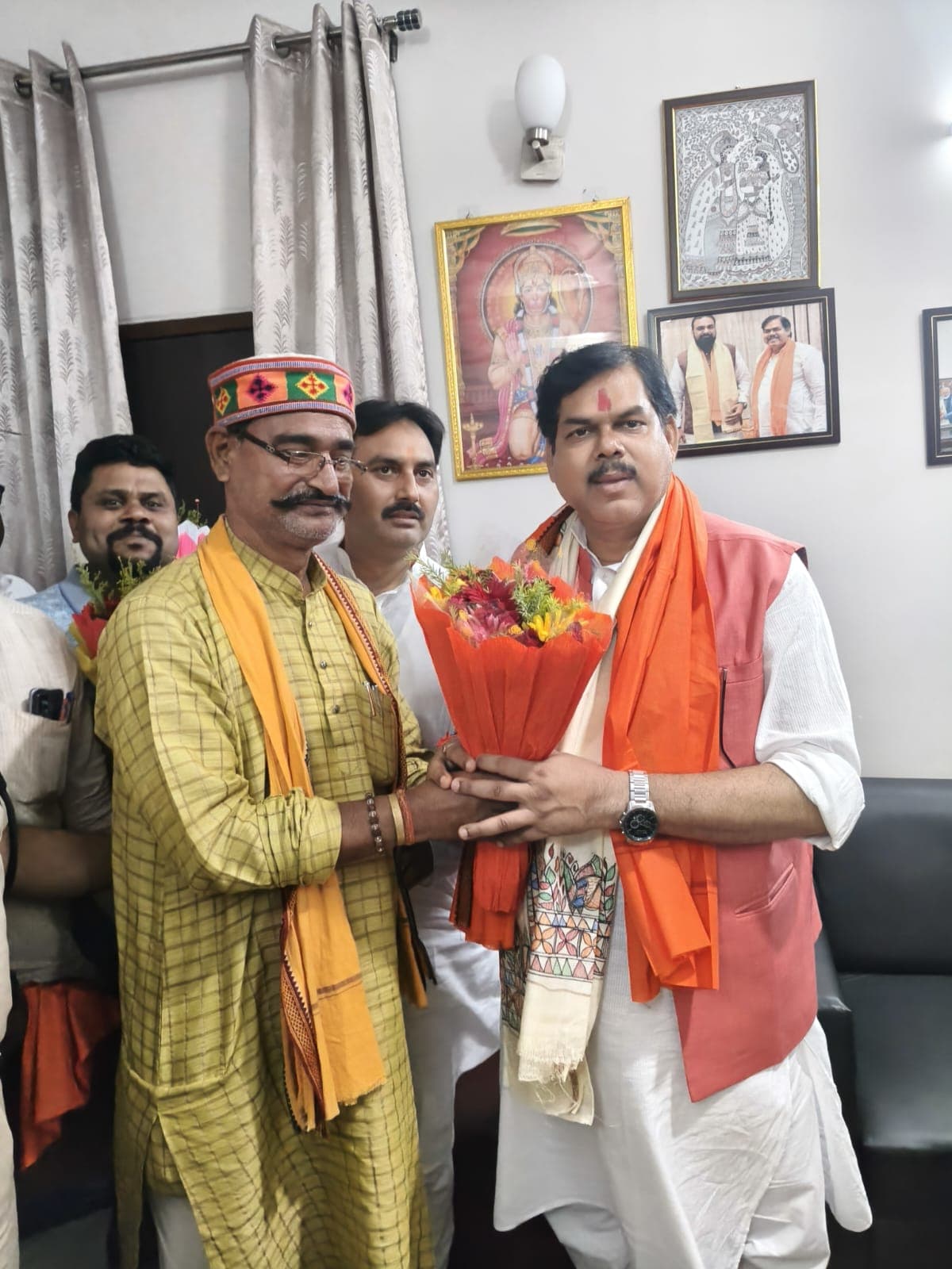 शिक्षक संघ ने शिक्षा मंत्री से की मुलाकात, 24 मई को भव्य समारोह में होंगे सम्मानित