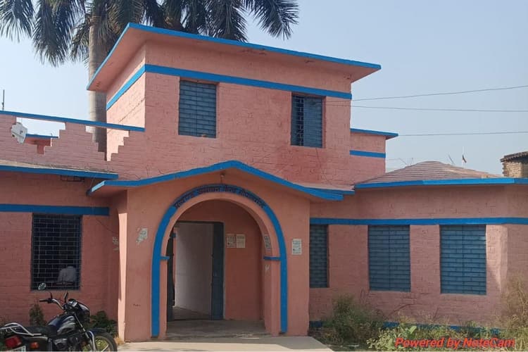 गोपालगंज के 16 हाई स्कूलों में यू-डायस का काम अधूरा, 24 घंटे में पूरा करने का आदेश