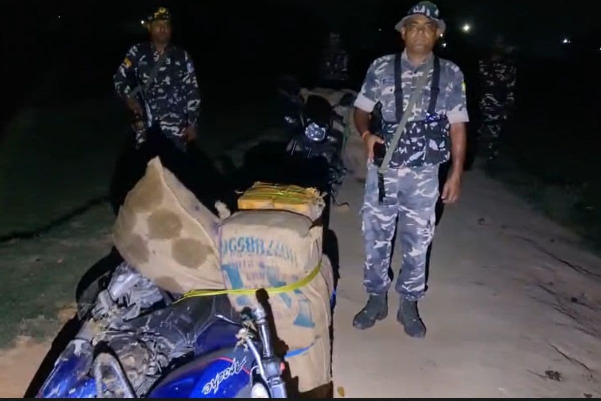 Sitamarhi News: सुरसंड में इंडो-नेपाल बॉर्डर पर SSB का एक्शन, 405 लीटर नेपाली शराब जब्त