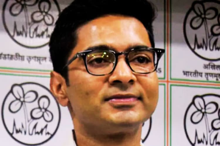 क्या खत्म हो जायेगा अभिषेक बनर्जी का राजनीतिक करियर? पढ़ें पूरा विश्लेषण