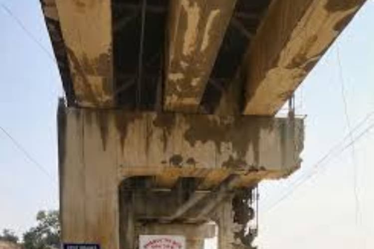 Aurangabad News: तीन राज्यों की कनेक्टिविटी पर संकट! औरंगाबाद के पुल में बड़ी दरार