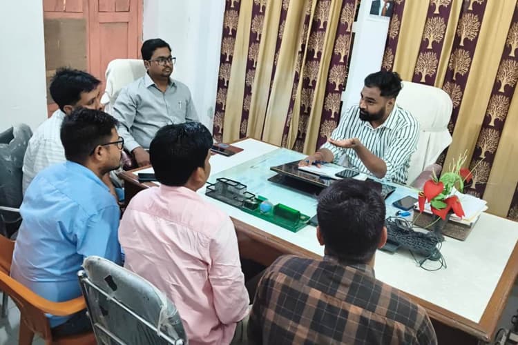 Bettiah News: 30 जून तक मिशन मोड में बनेगा किसानों का 'फार्मर आईडी', अंचल और कृषि विभाग ने कसी कमर