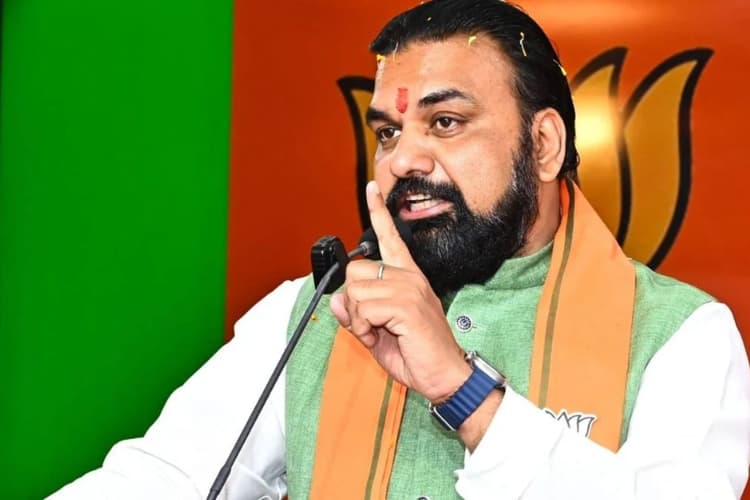 CM Samrat In Darbhanga: दरभंगा दौरे पर मुख्यमंत्री सम्राट, एयरपोर्ट और डीएमसीएच निर्माण की करेंगे समीक्षा