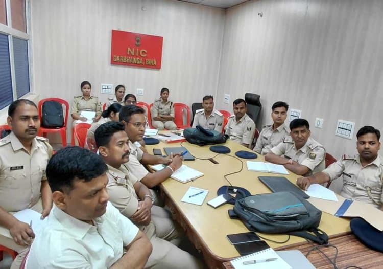 दरभंगा : अपराधियों की ट्रैकिंग होगी आसान, पुलिस ने डिजिटल पुलिसिंग को मजबूत करने के लिए कसी कमर