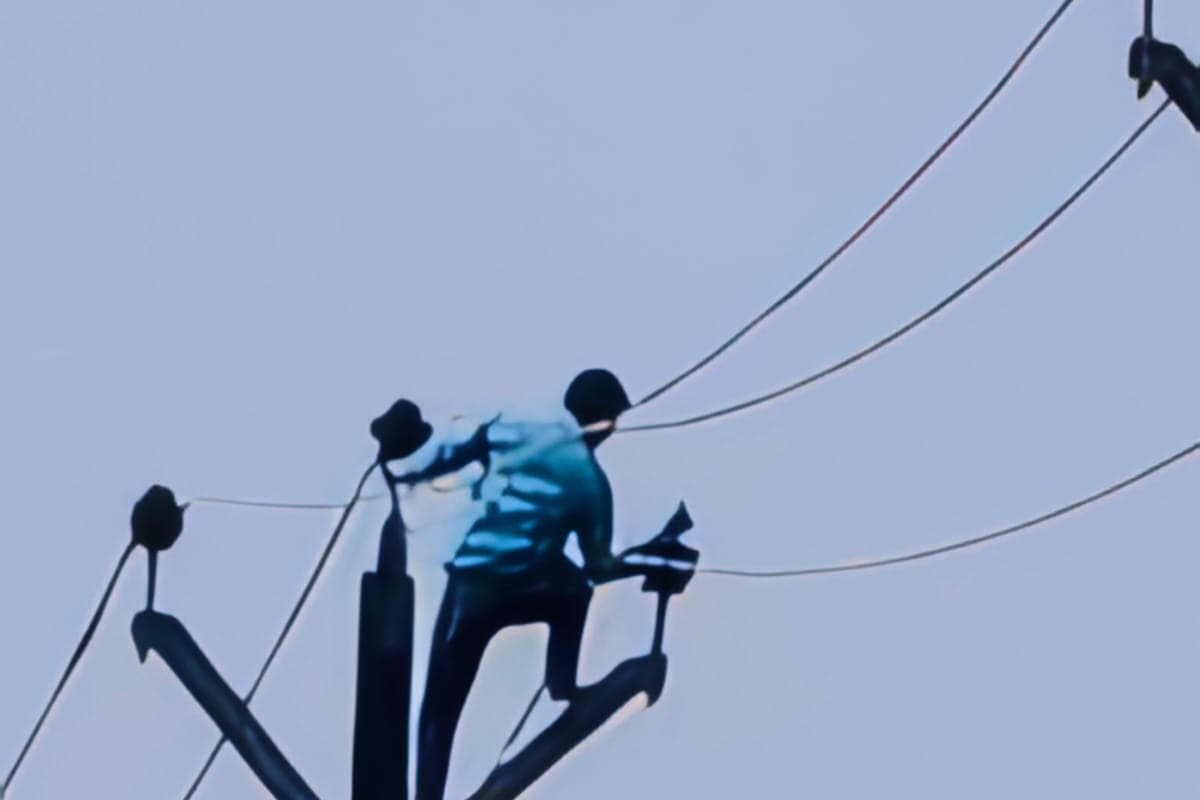 Darbhanga News kamtaul power cut thunderstorm rain electricity restorationupdates