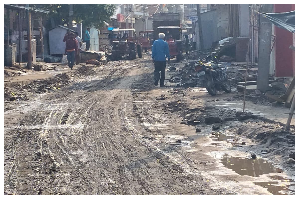 Darbhanga News-kamtaul-waterlogging-muddy-roads-public-problems-business-loss