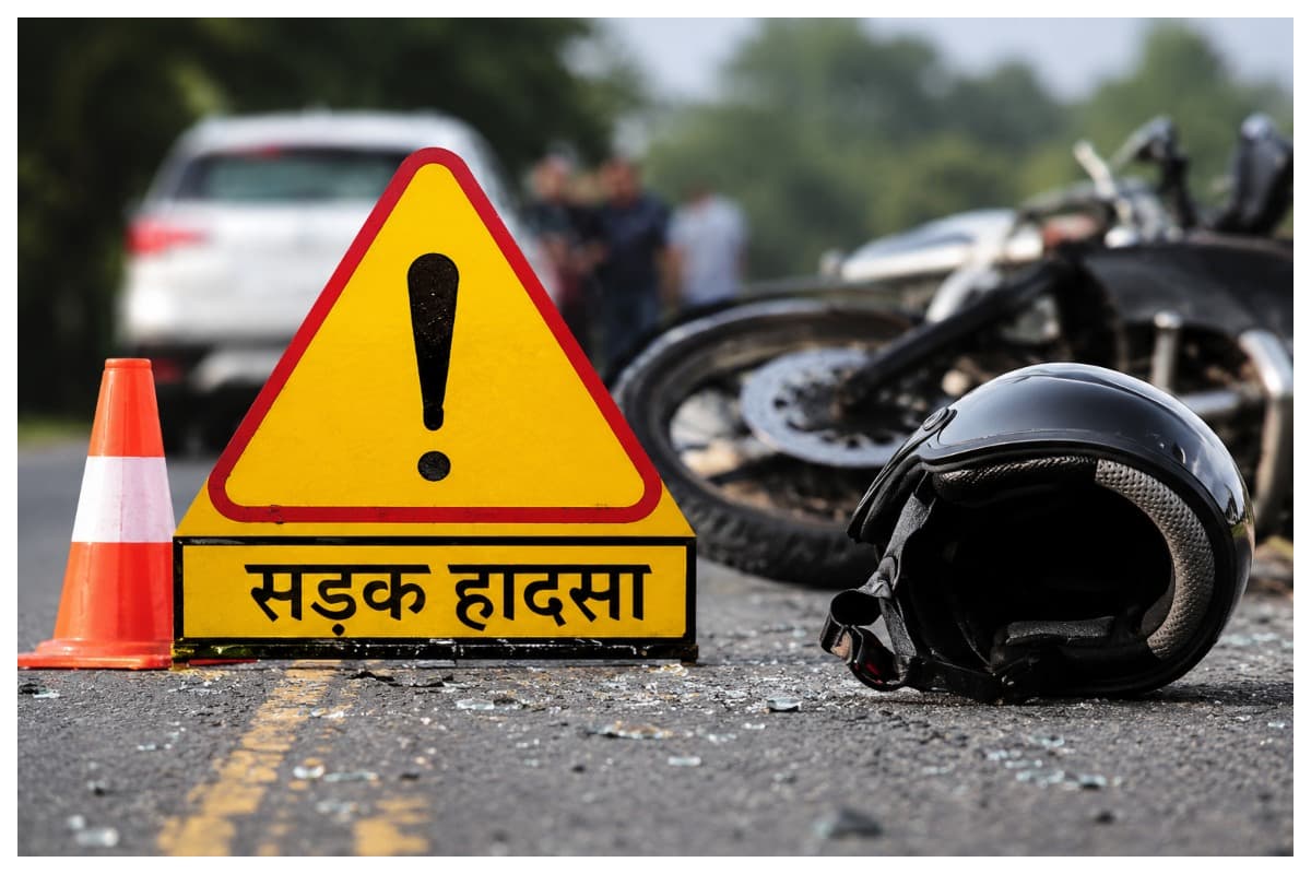 Darbhanga News: टेंपो ने बाइक सवार अधेड़ को मारी टक्कर, गंभीर हालत में DMCH रेफर