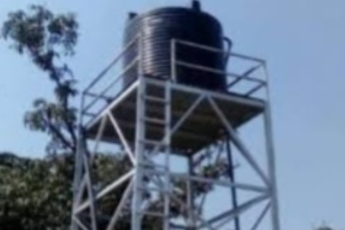 Darbhanga News-nal-jal-yojana-dirty-water-tanks-issue-shisho-west-panchayat-report
