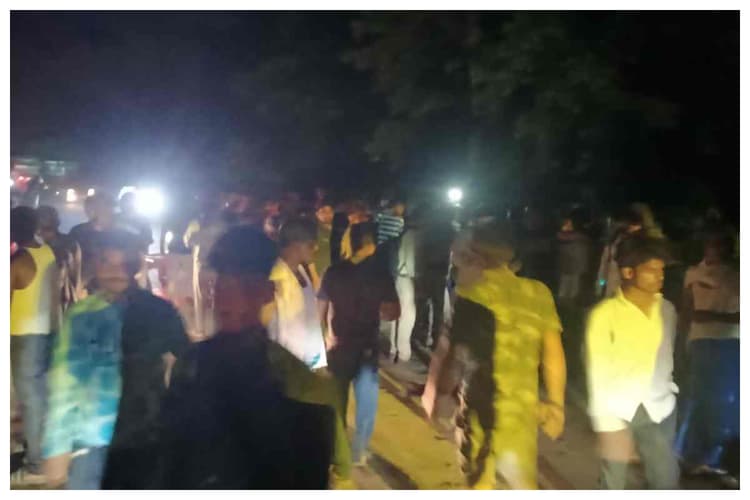 Darbhanga News: सुपौल-बेनीपुर मुख्य मार्ग पर काल बनकर दौड़ा अज्ञात वाहन, दो युवकों को रौंदा