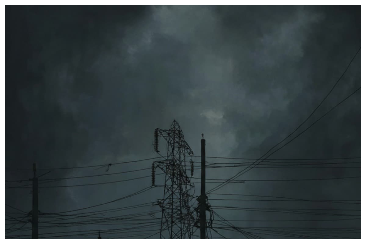 Darbhanga news -electricity-department-alert-storm-rain-helpline-1912-safety-tips-nbpdcl