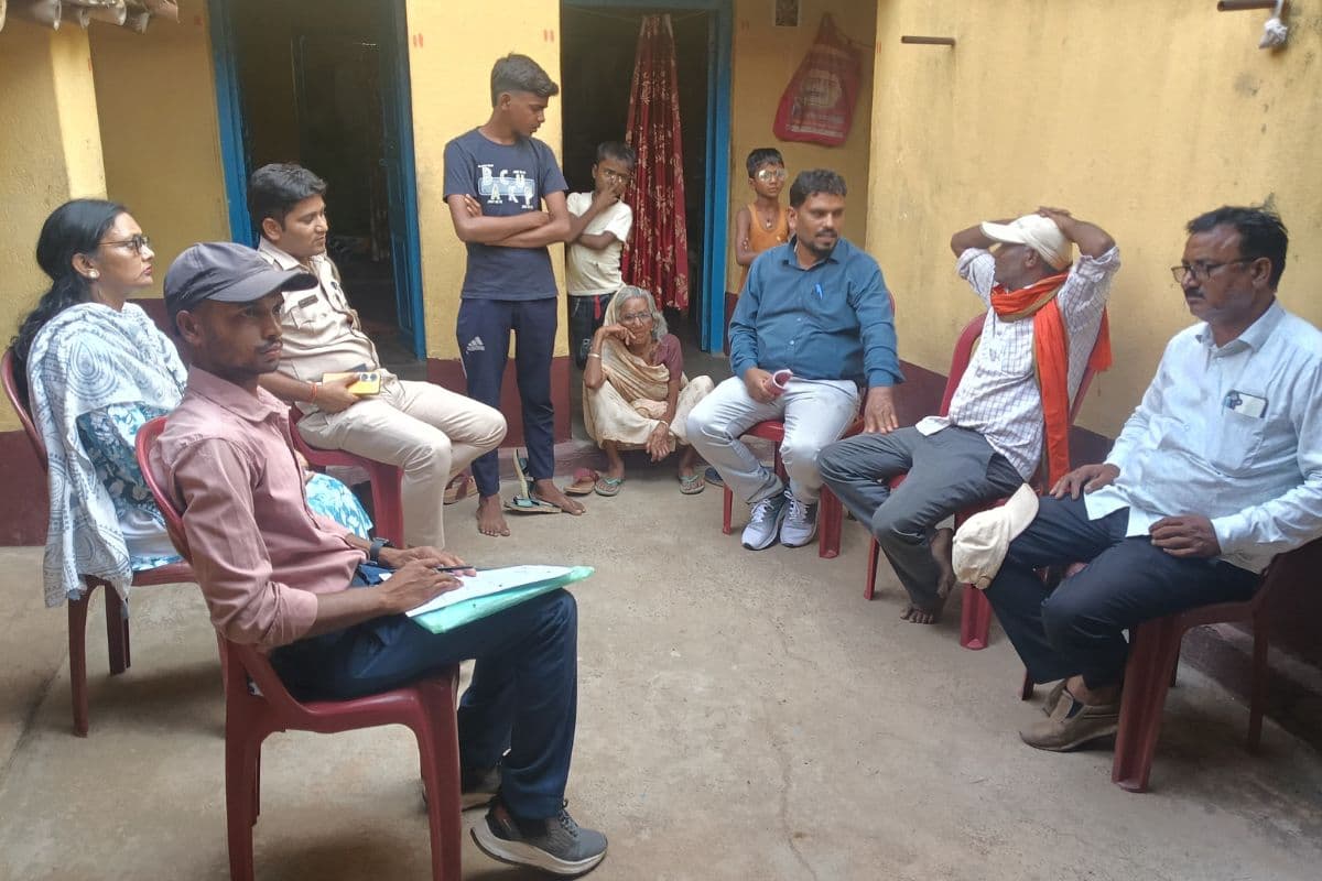 Giridih: बाल विवाह की सूचना पर प्रशासन अलर्ट, नाबालिग बच्ची को बालिका वधू बनने से बचाया