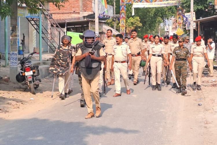 महरादेउर हत्याकांड: पुलिस पर पथराव मामले में पूरी रात ताबड़तोड़ छापेमारी