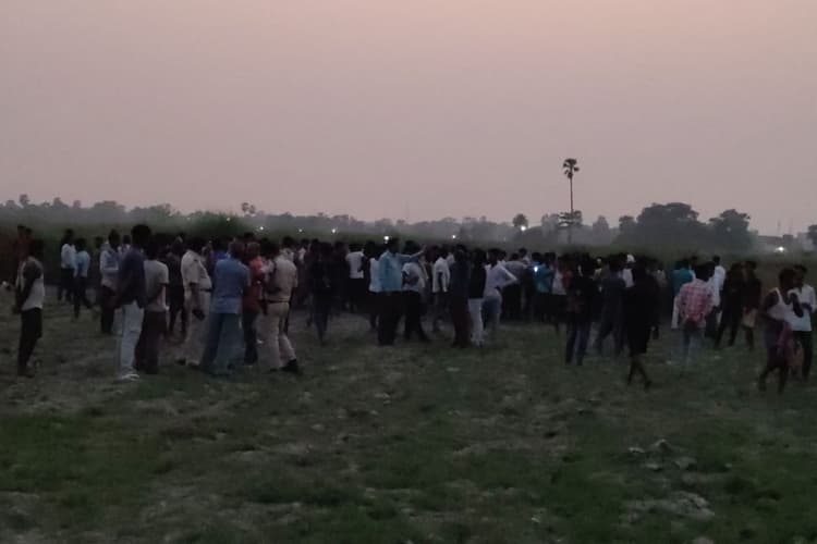 Vaishali News: पोखर में लाश मिलने की खबर से मचा हड़कंप
