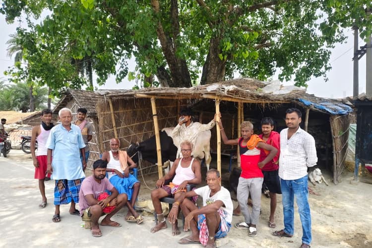 Hajipur News: मेंटेनेंस के नाम पर छह घंटे गुल रही बिजली