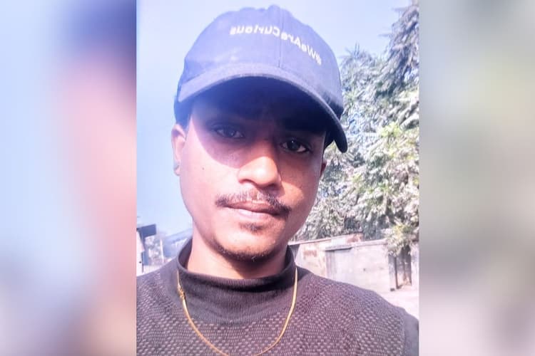 जमशेदपुर: उलीडीह में युवक की धारदार हथियार से हत्या, झाड़ियों में मिला शव