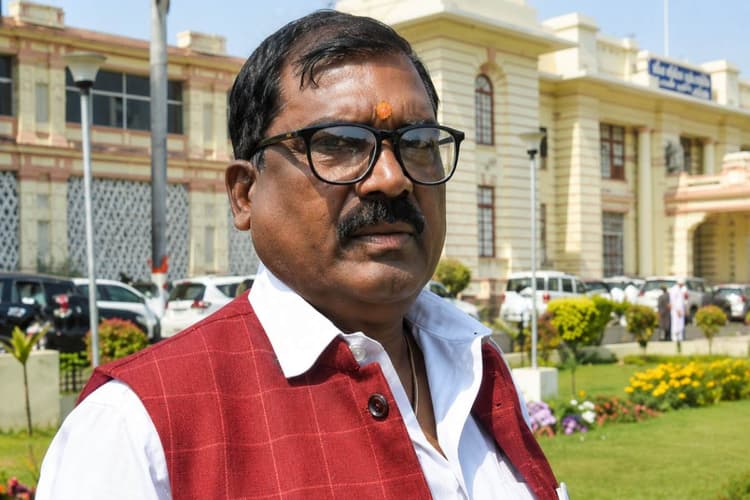 Bihar Cabinet: दूसरी बार मंत्री बने केदार प्रसाद गुप्ता, भाजपा ने फिर जताया भरोसा