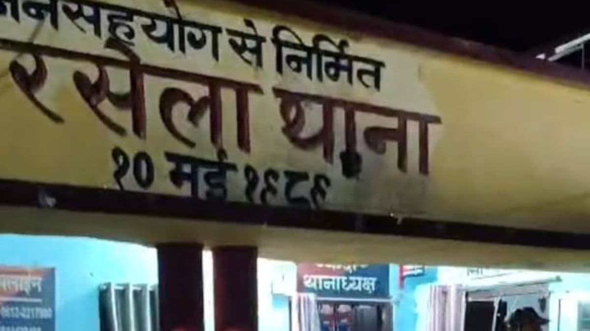 कटिहार में अवैध मिट्टी खनन पर पुलिस का शिकंजा, दो ट्रैक्टर जब्त