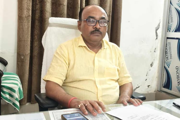 मधुबनी: नगर परिषद की बैठक में बड़ा फैसला, ढाई करोड़ की 15 विकास योजनाओं को मिली हरी झंडी