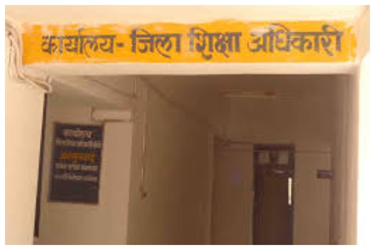 Madhubani News-education-department-order-attendants-night-guard-17-hour-duty-protest