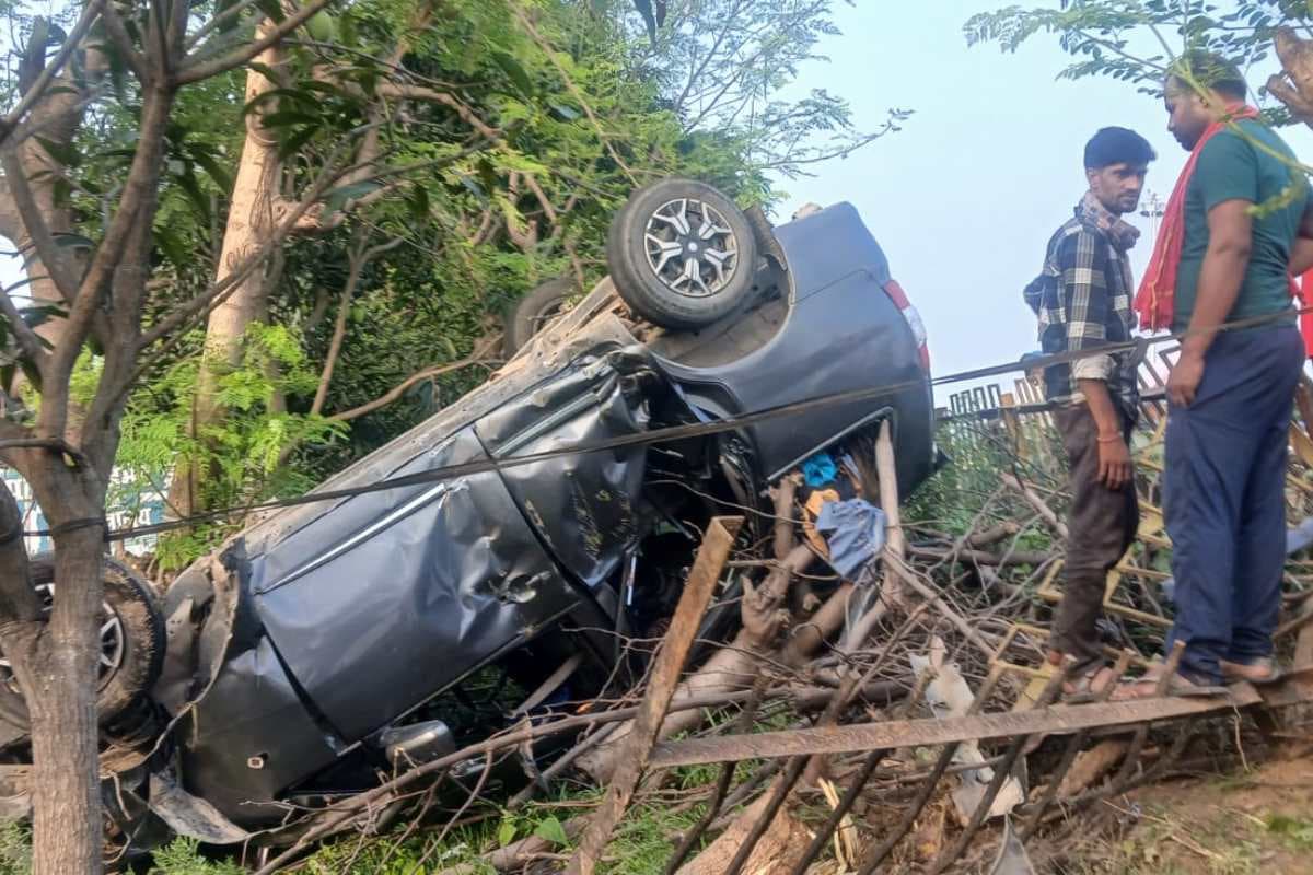 Madhubani News phulparas nh 27 inova accident kerala travellers injured darbhanga refer