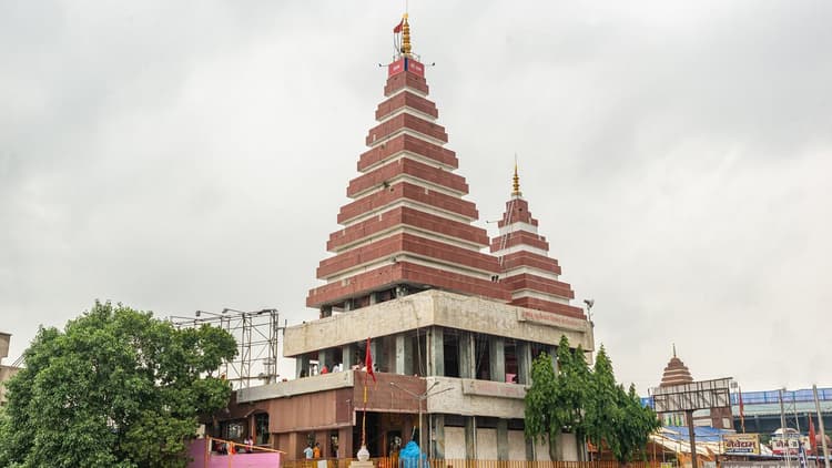 पटना दर्शन: महावीर मंदिर और इस्कॉन मंदिर में घर बैठे करें लाइव आरती के दर्शन, जानें पूरी टाइमिंग