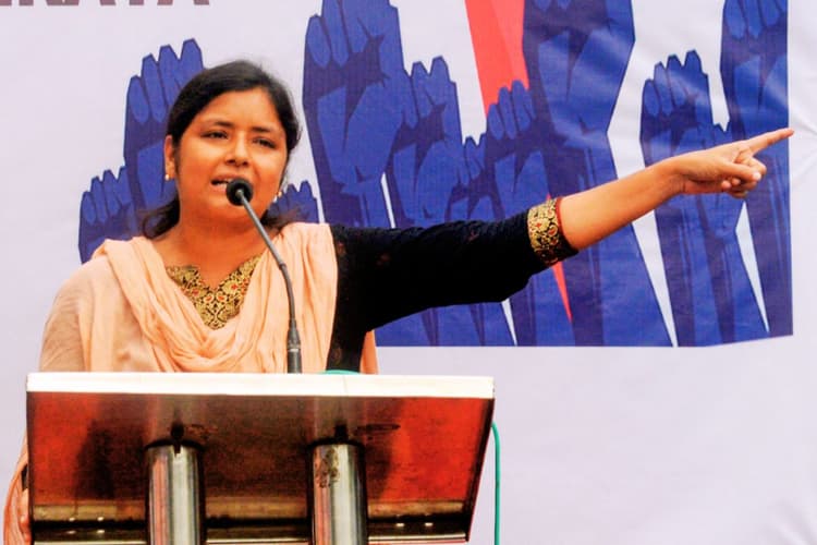 नंदीग्राम से उत्तरपाड़ा तक मीनाक्षी मुखर्जी का सफर, विरोधी के घर घुसकर लिया ‘उपहार’, दिलचस्प है किस्सा