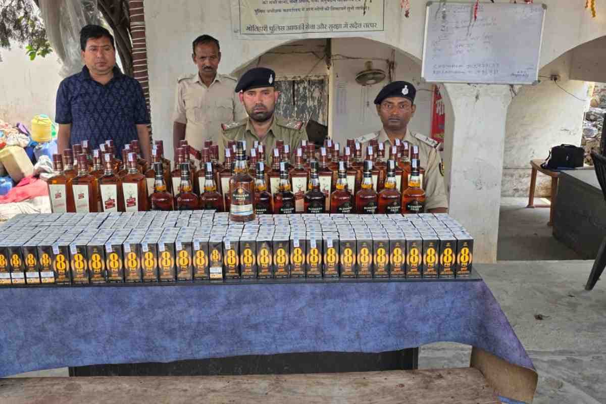 मोतिहारी: पुलिस की बड़ी कार्रवाई, 90 लीटर विदेशी शराब के साथ माफिया गिरफ्तार