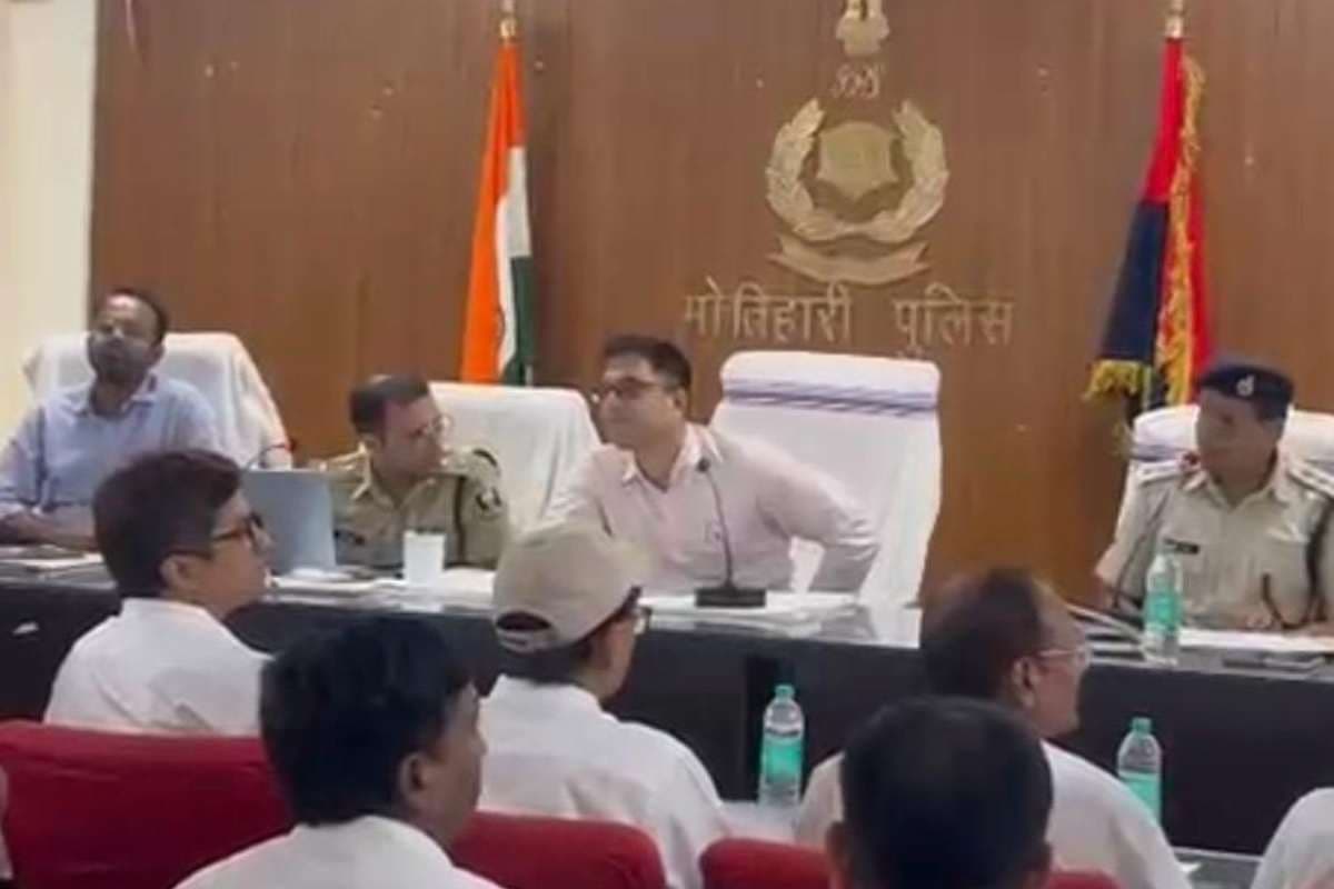 मोतिहारी: क्राइम कंट्रोल को लेकर बड़ी बैठक, लंबित मामलों में तेजी लाने का निर्देश