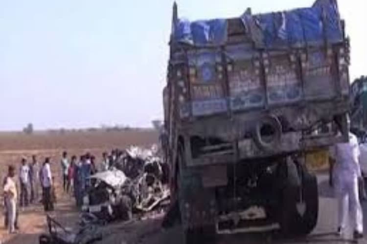 मुंगेर में मकई लदे ट्रैक्टर की चपेट में आने से 13 वर्षीय बालक की मौत, गांव में पसरा मातम