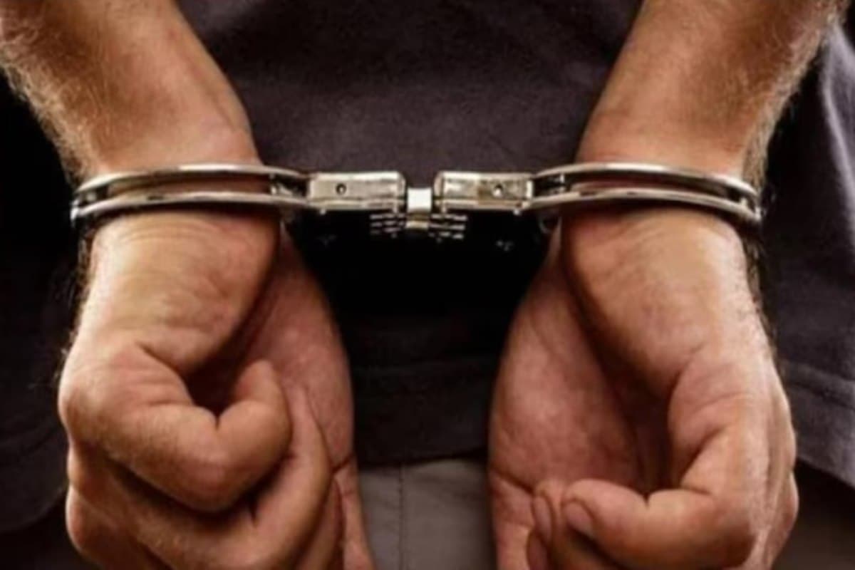 Muzaffarpur: 60 लाख दो NEET पास करो… सॉल्वर गैंग में शामिल डॉक्टर का बेटा समेत चार गिरफ्तार
